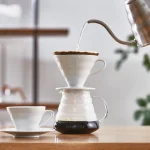 Hario V60 02 Keramički Driper Bele Boje - Слика 4